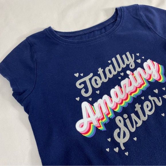 Jumping Bean Girl’s “Totally Amazing Sister” Softest Tee - Picture 2 of 4